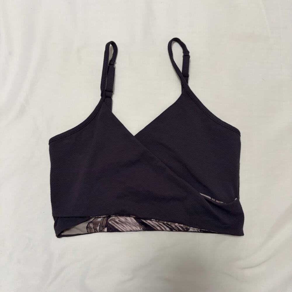 MAAJI Women's Activewear Faux Wrap Top Size Small